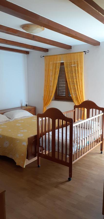 Kelk Loznati Apartment Exterior photo
